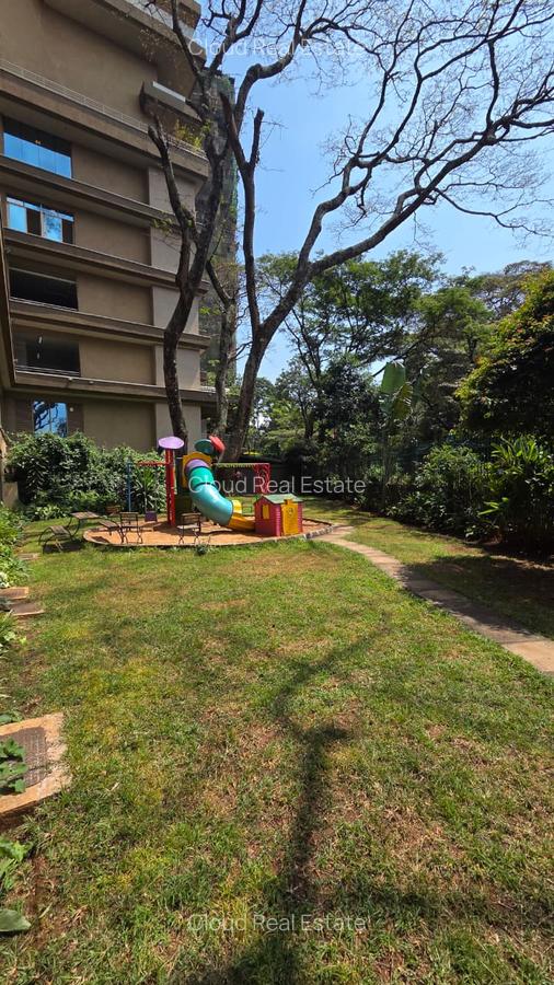 3 Bed Apartment with Swimming Pool in Parklands - 17