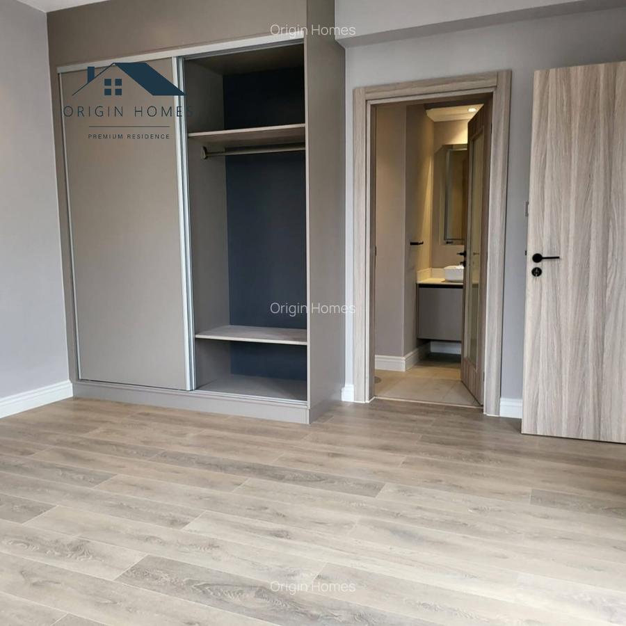 5 Bed Townhouse with En Suite at Runda - 7