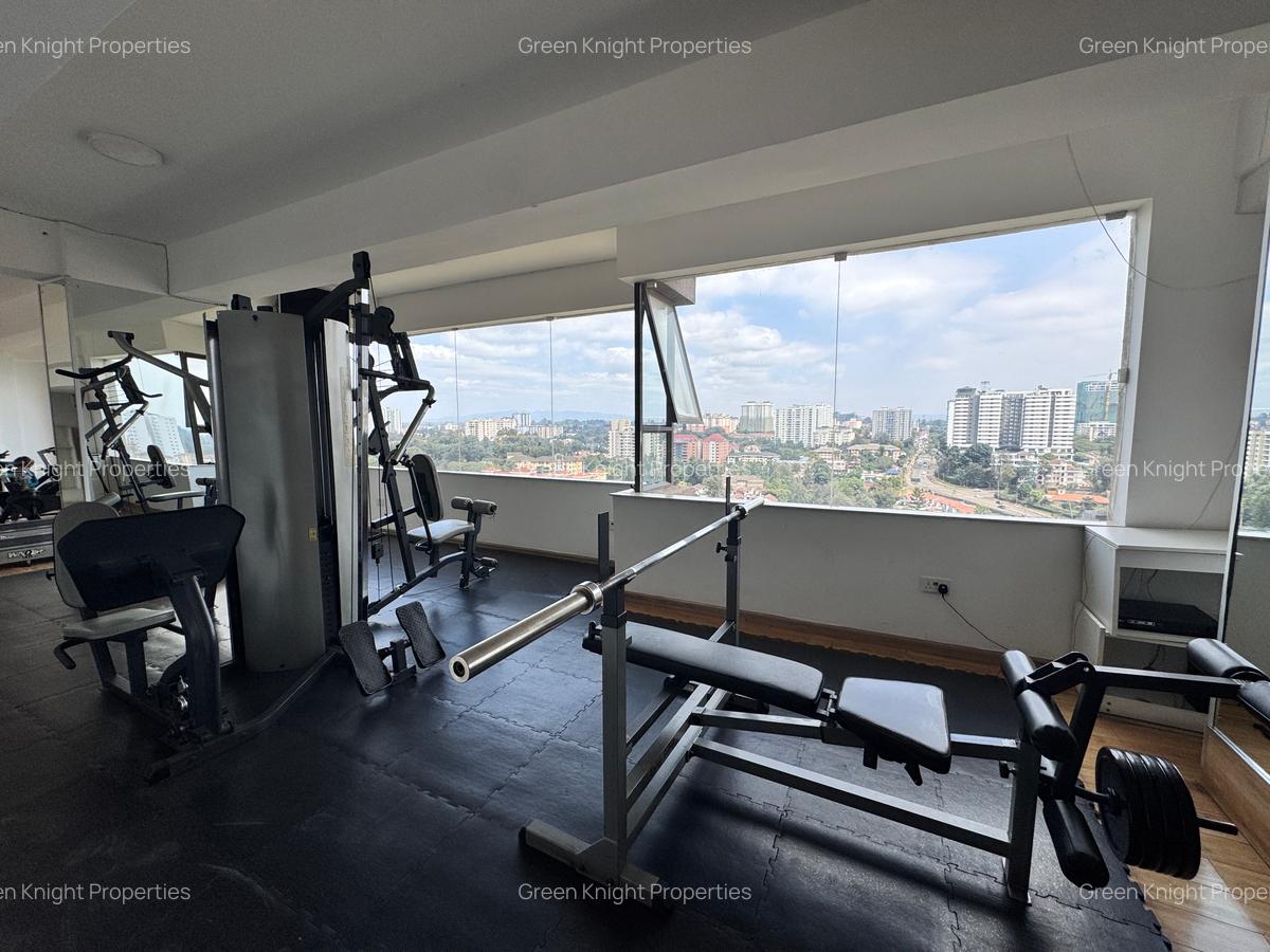 Serviced 3 Bed Apartment with En Suite in Kilimani - 9