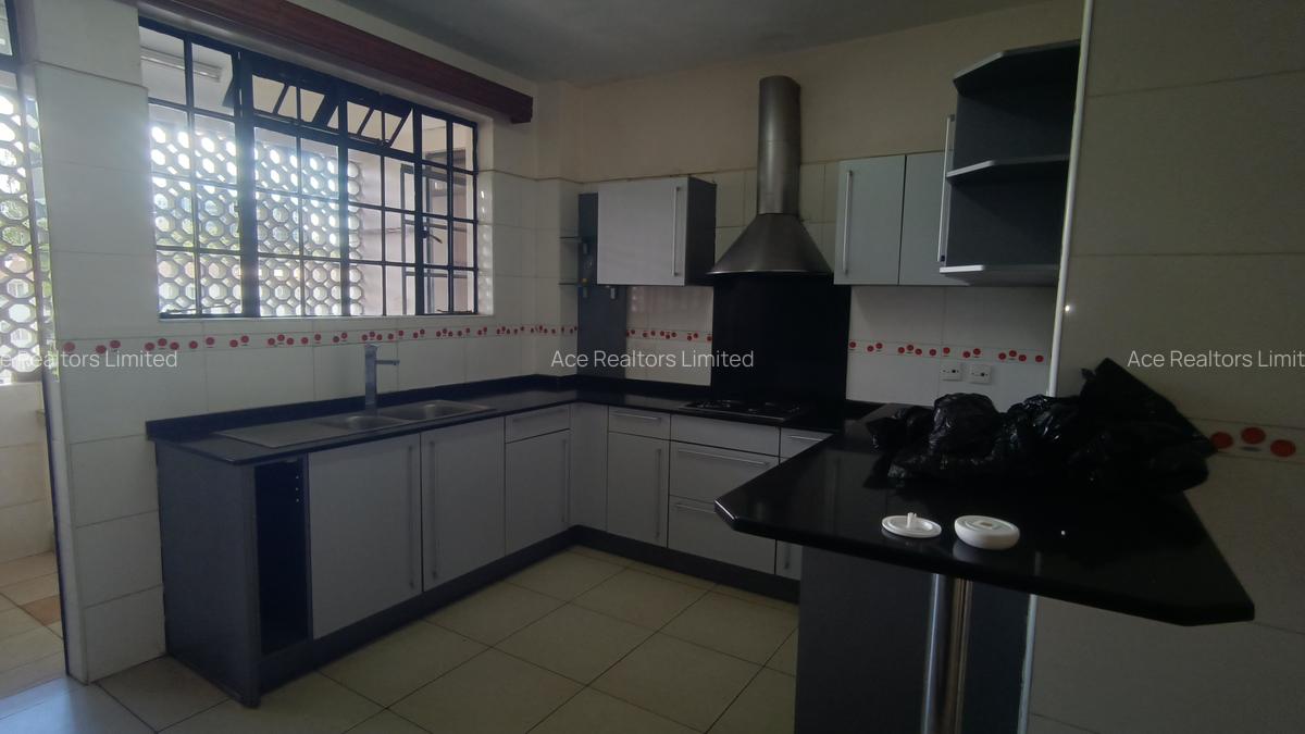 3 Bed Apartment with En Suite at Raphta Road - 4