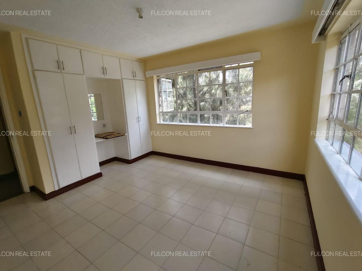 3 Bed Apartment with En Suite in Kileleshwa - 3