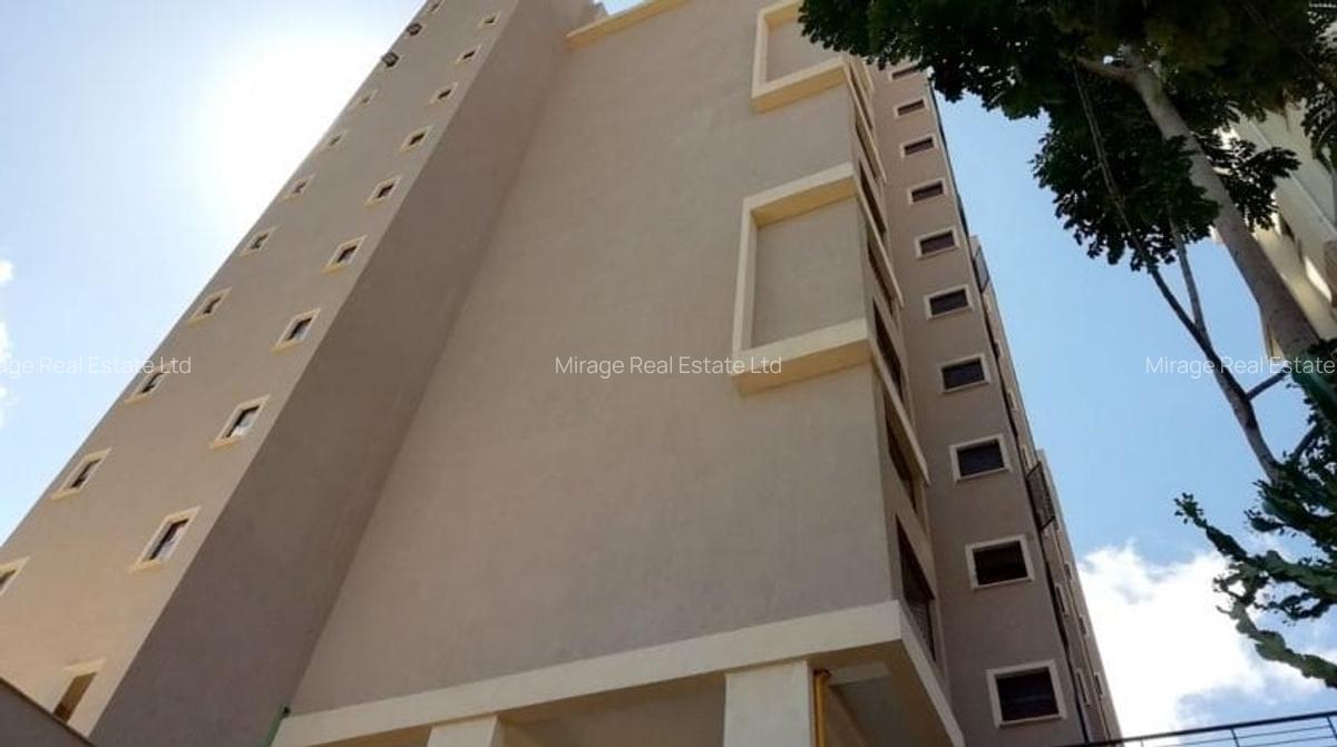 3 Bed Apartment with En Suite in Parklands - 1