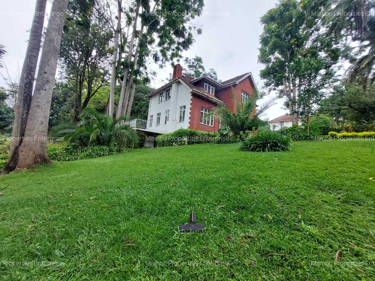 5 Bed Villa with En Suite at Lone Tree - 2