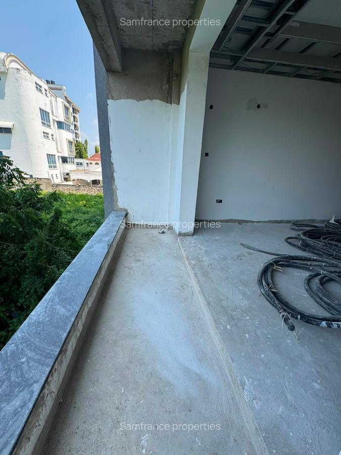 Serviced 3 Bed Apartment with Swimming Pool at Parklane - 7