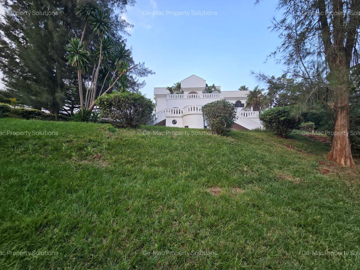 5 Bed House with En Suite in Nyari - 6
