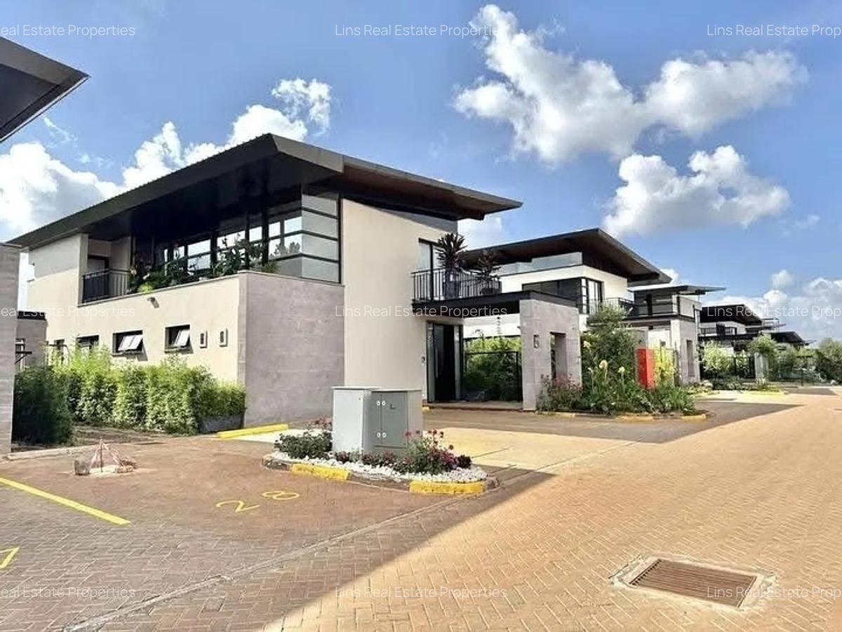 4 Bed Townhouse with En Suite in Runda - 1