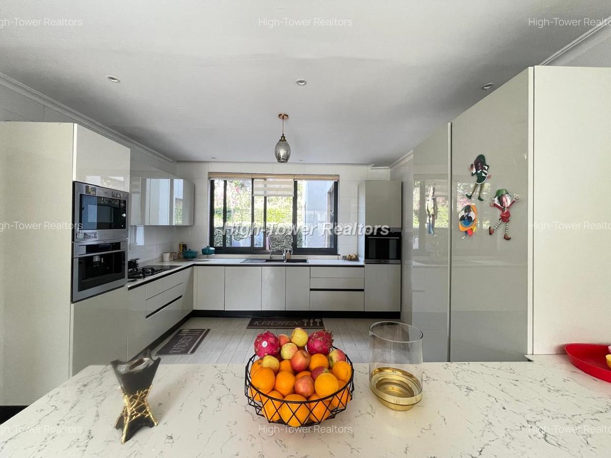 6 Bed House with En Suite in Karen - 11