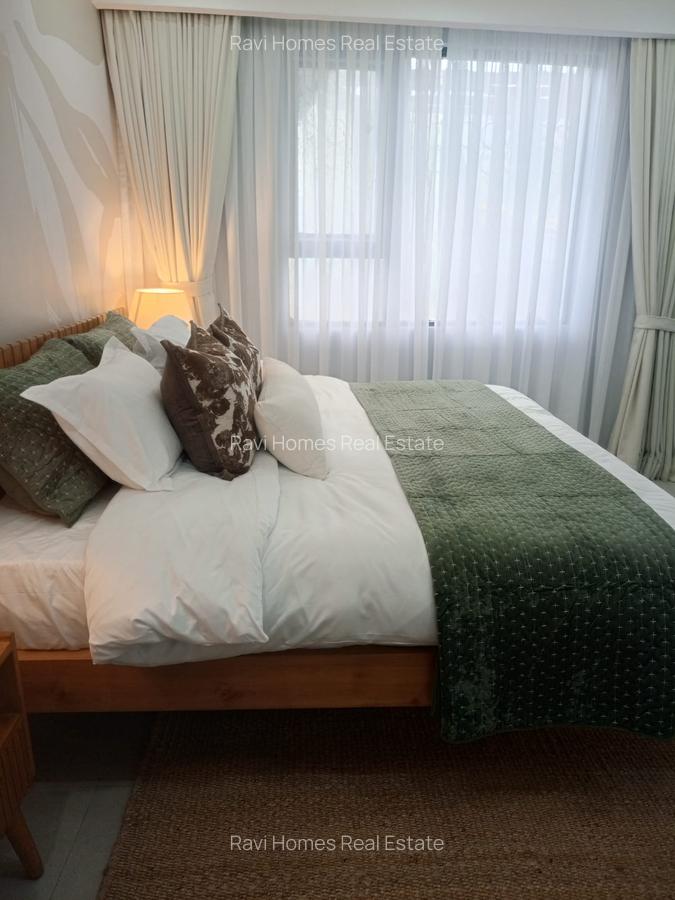 Studio Apartment with Swimming Pool at Kindaruma Road - 15