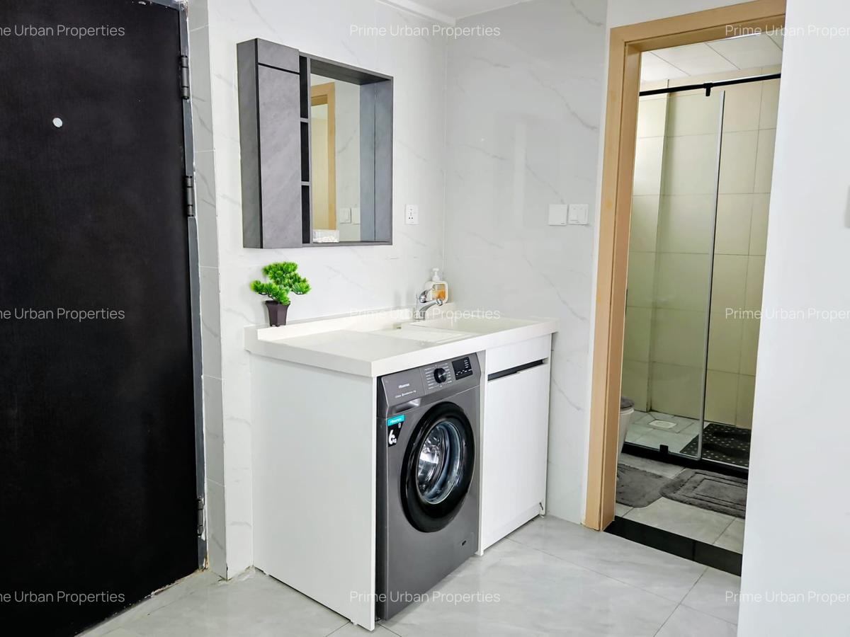 Serviced 1 Bed Apartment with En Suite in Westlands Area - 15