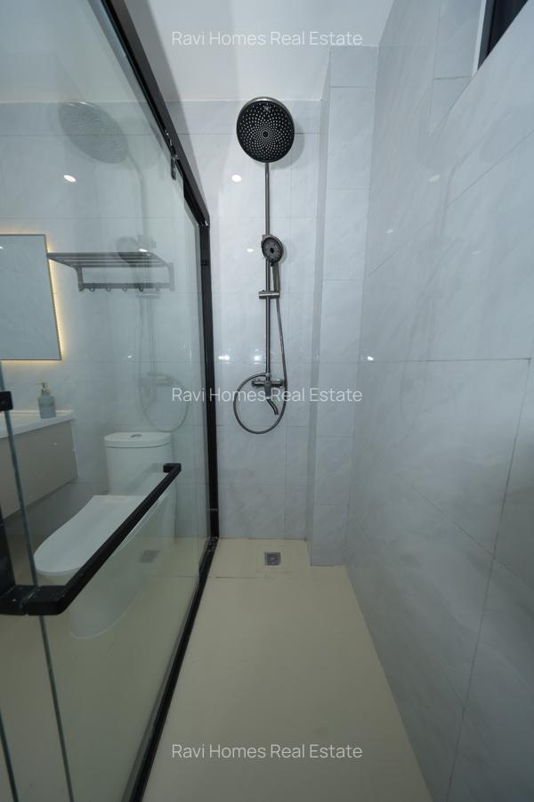 Studio Apartment with Swimming Pool in Kileleshwa - 3