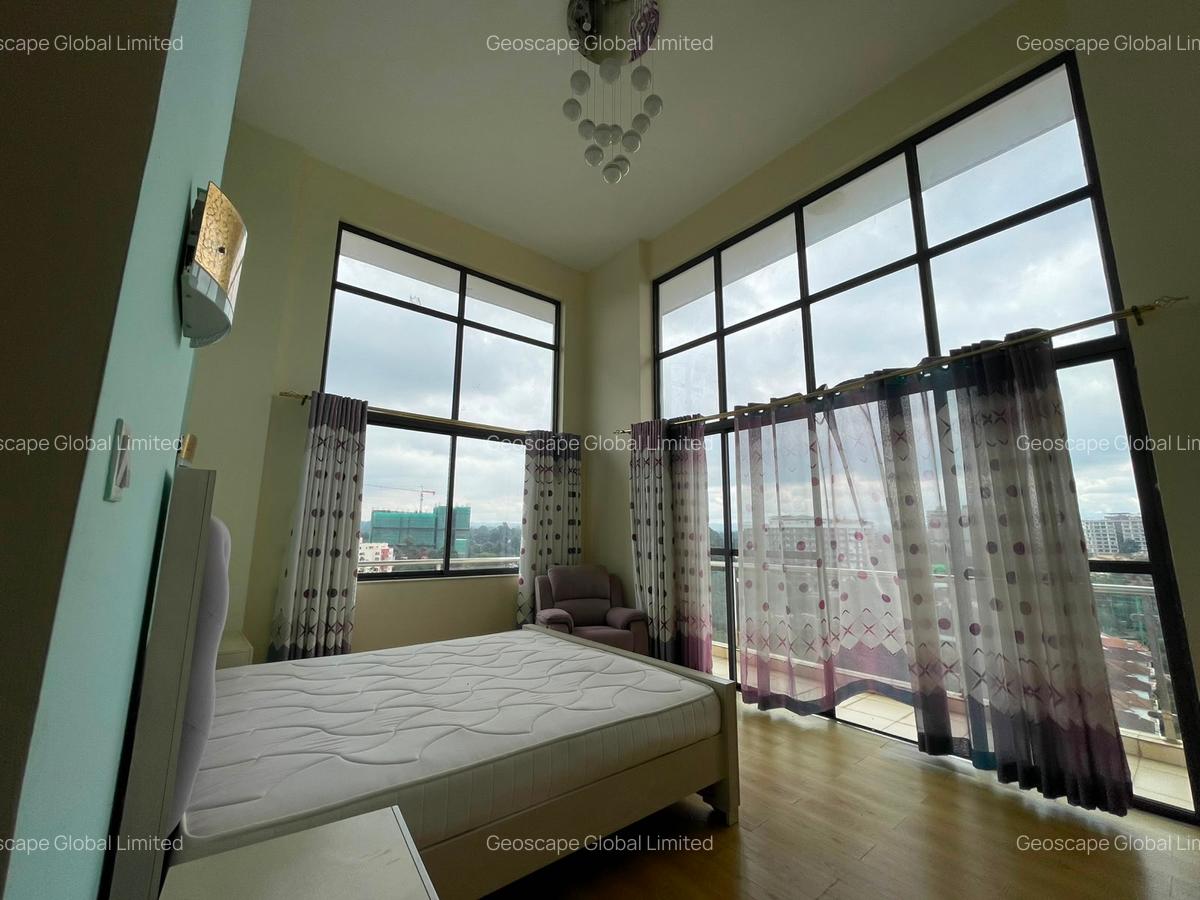 5 Bed Apartment with En Suite in Brookside - 5