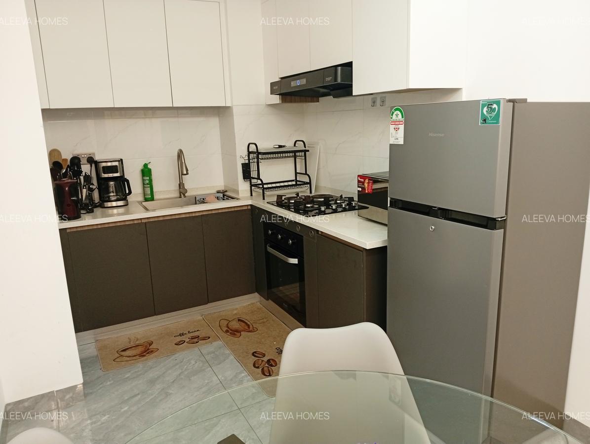 Serviced 2 Bed Apartment with Swimming Pool in Kilimani - 3