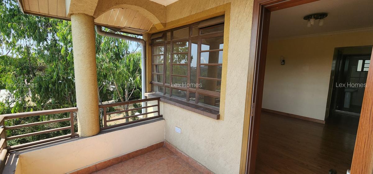 3 Bed Villa with En Suite at Kandisi - 20