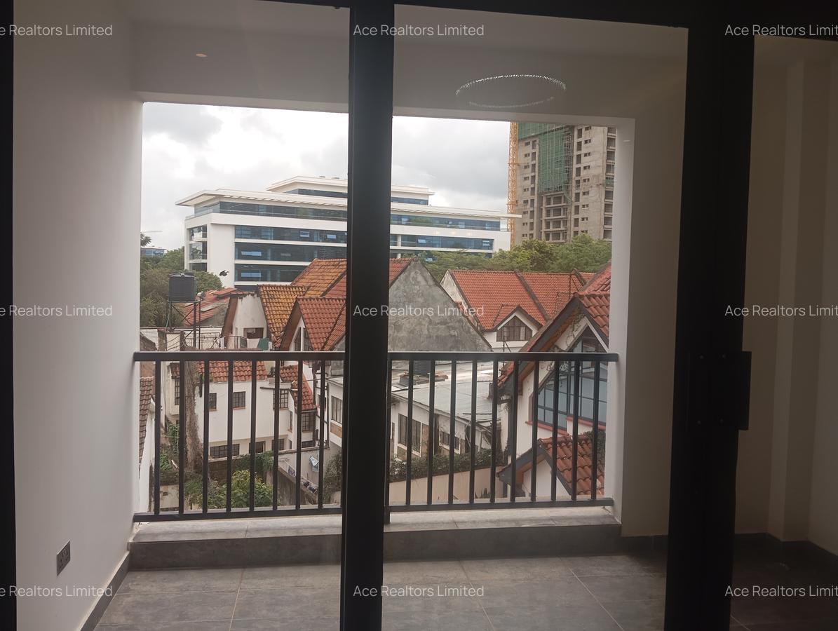 2 Bed Apartment with En Suite at Brookside Estate - 3