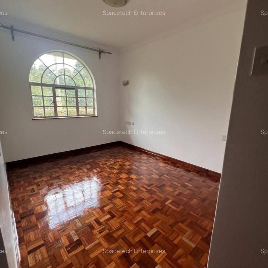 4 Bed Townhouse with En Suite in Loresho - 7