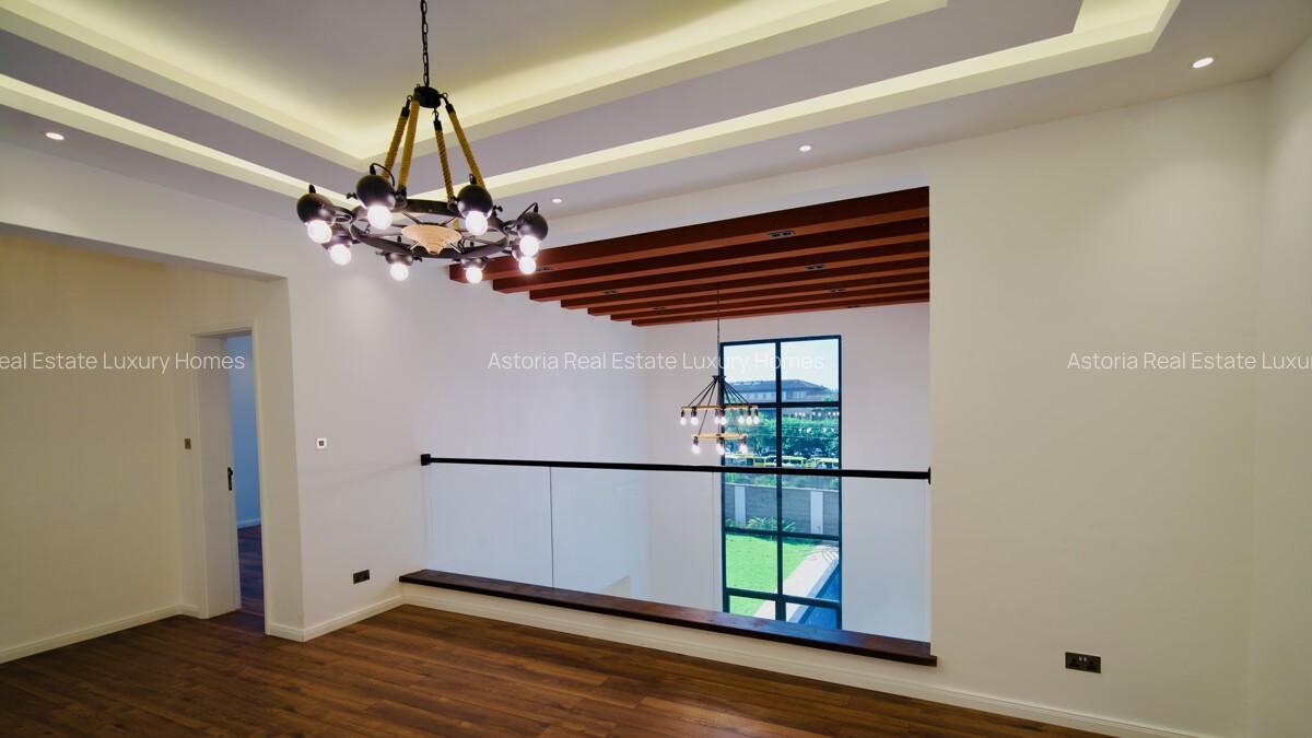 5 Bed Villa with En Suite at 2026-377 - 14