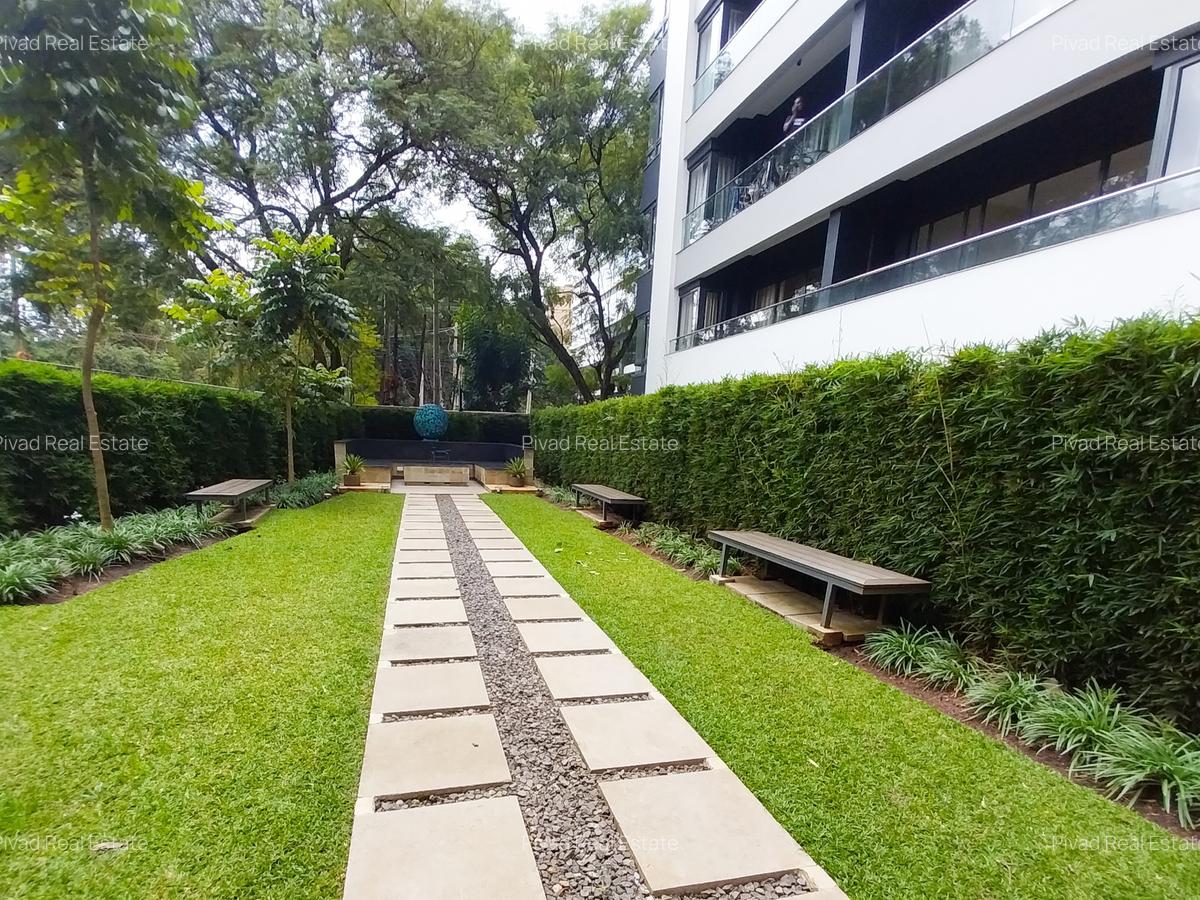 2 Bed Apartment with Swimming Pool in Riverside - 10