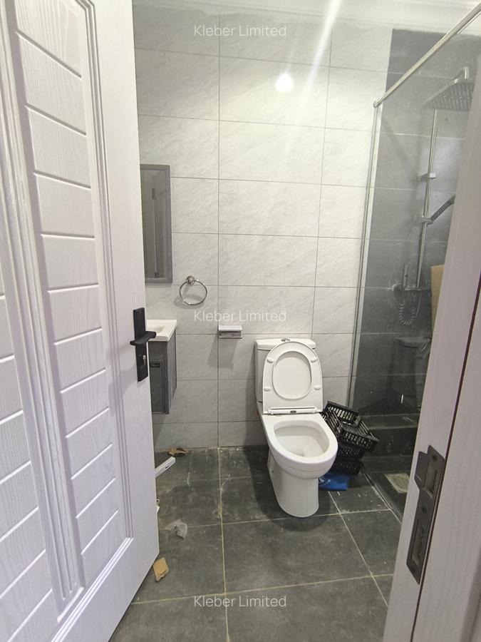 4 Bed House with En Suite at Membley - 11