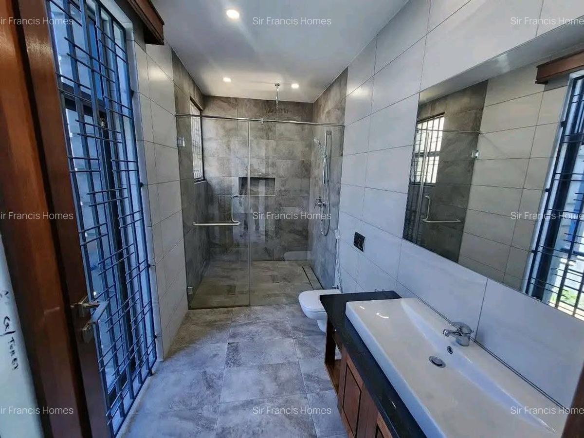 5 Bed Villa with En Suite at Nyali - 3
