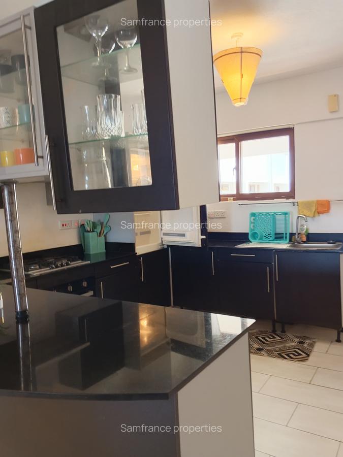 Serviced 2 Bed Apartment with En Suite at Diani Beach Road - 8