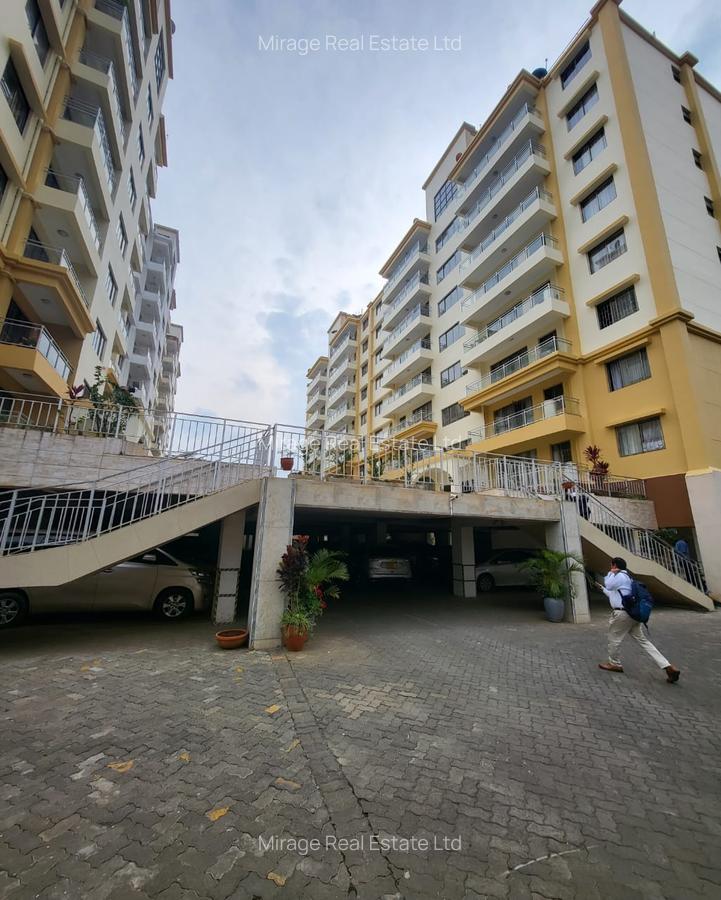 3 Bed Apartment with Swimming Pool in Kilimani - 1