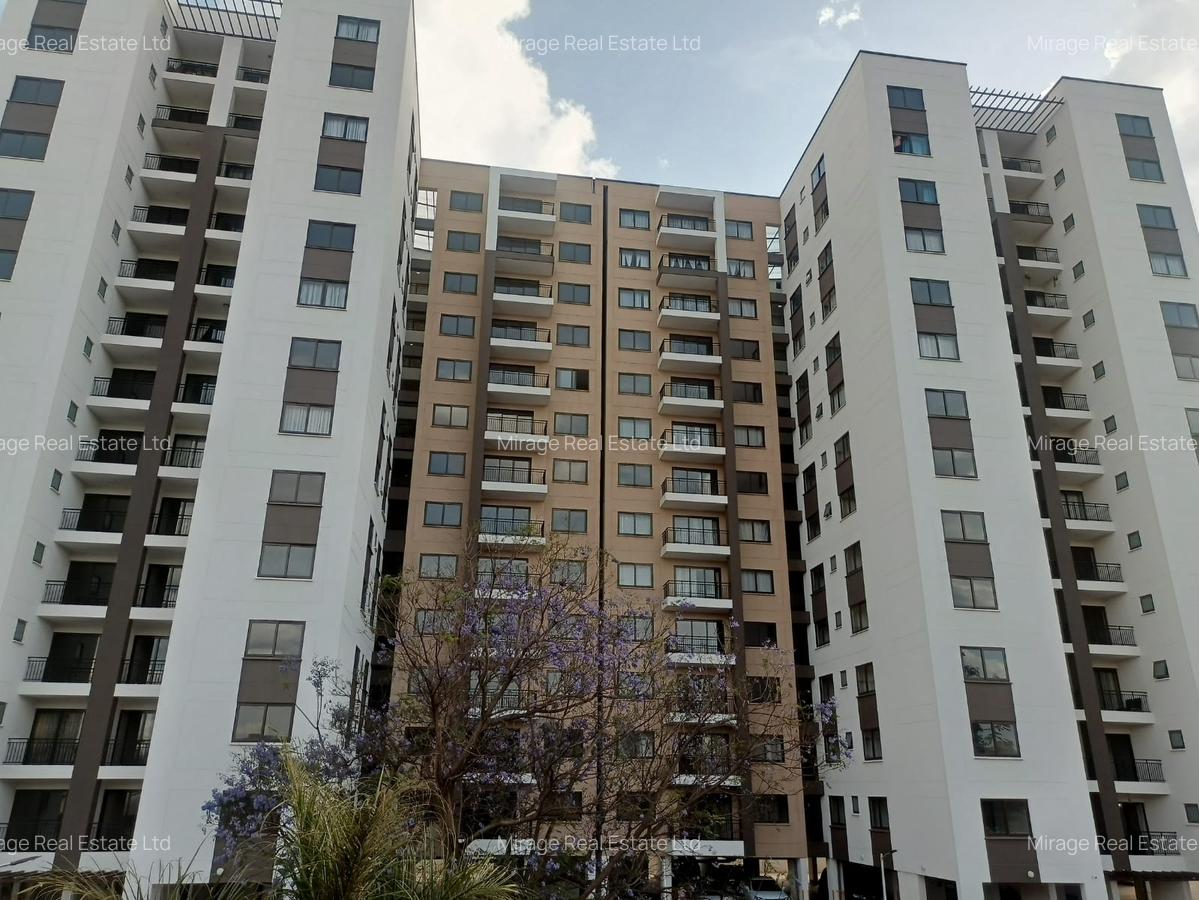 3 Bed Apartment with Swimming Pool in Garden Estate - 4