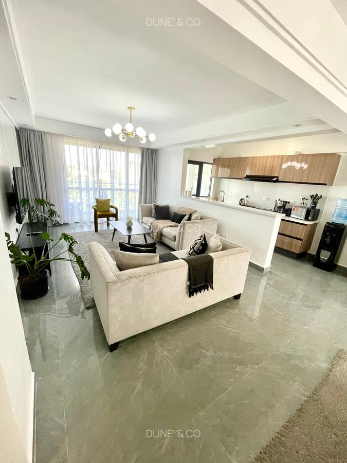 Serviced 2 Bed Apartment with En Suite in Riverside - 2