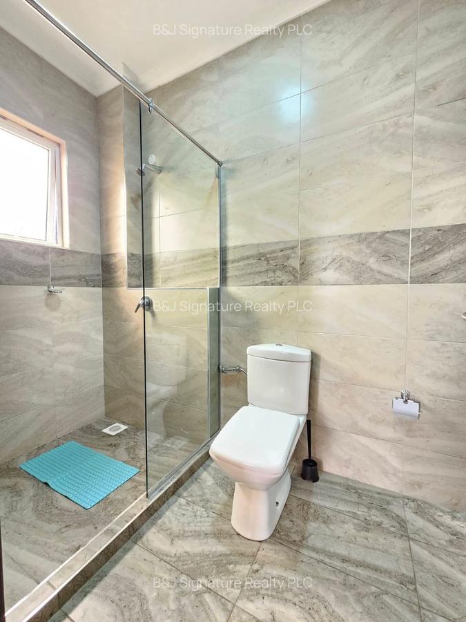 Serviced 2 Bed Apartment with En Suite in Brookside - 7