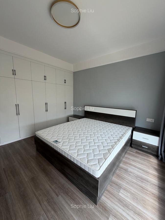 Serviced 2 Bed Apartment with En Suite in Kilimani - 4