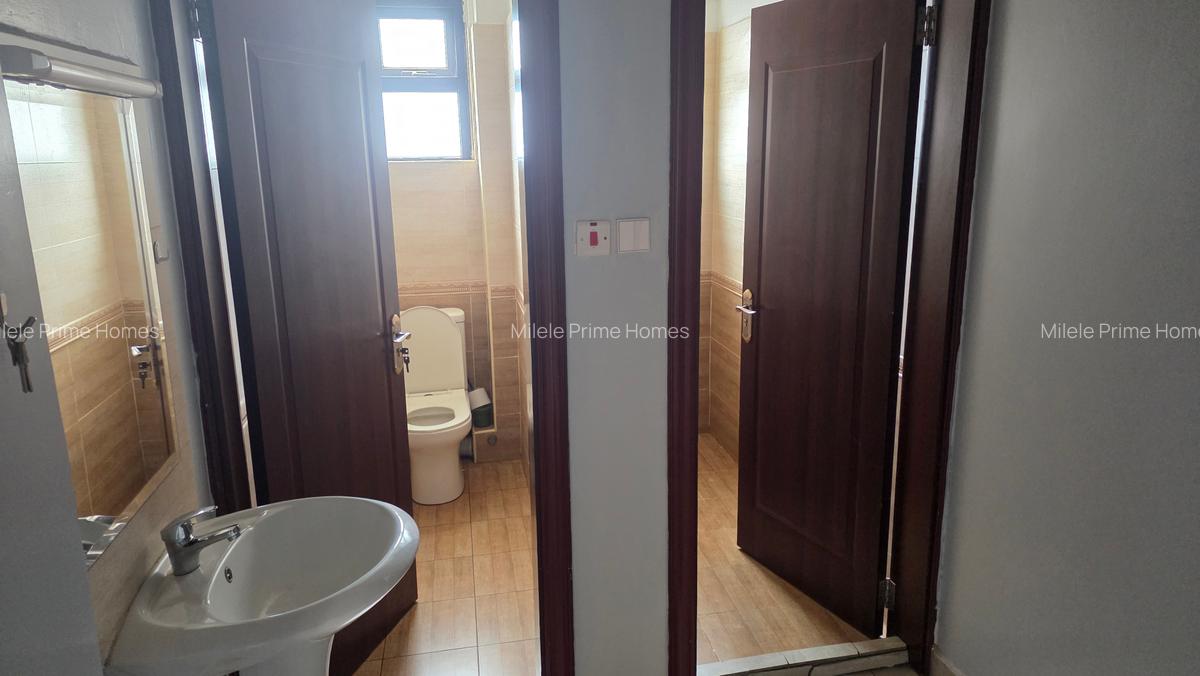 Serviced 3 Bed Apartment with En Suite in Thindigua - 12