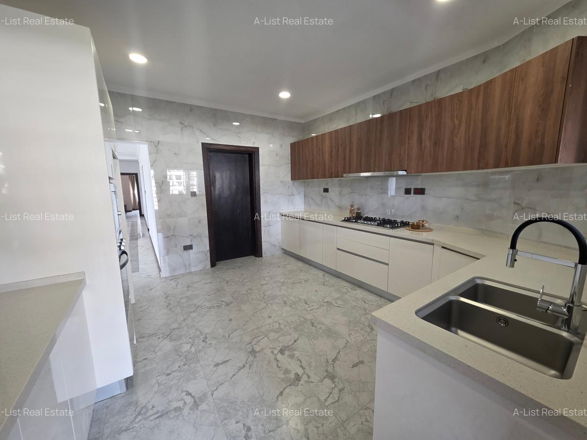 3 Bed Apartment with En Suite at Mandera Road - 6