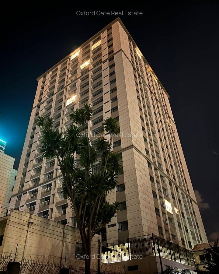 1 Bed Apartment with En Suite at Westlands Road - 1