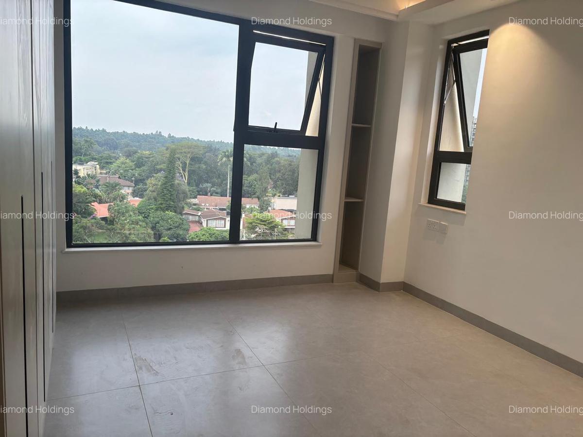 3 Bed Apartment with En Suite in General Mathenge - 18
