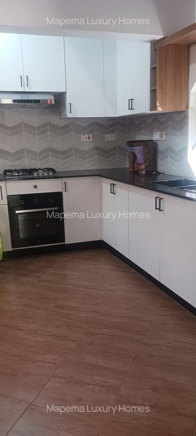3 Bed House with En Suite at Hillcrest - 8