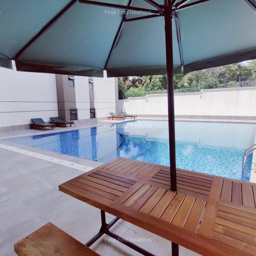 Furnished 3 Bed Apartment with En Suite in Riverside - 14