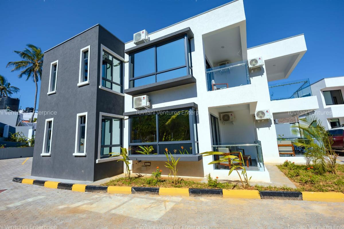 Serviced 3 Bed Apartment with En Suite at Nyali Mombasa - 4