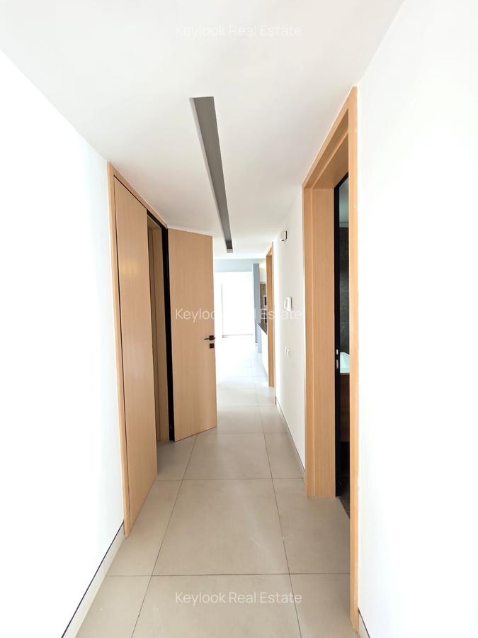 3 Bed Apartment with En Suite at Denis Pretty Road - 14