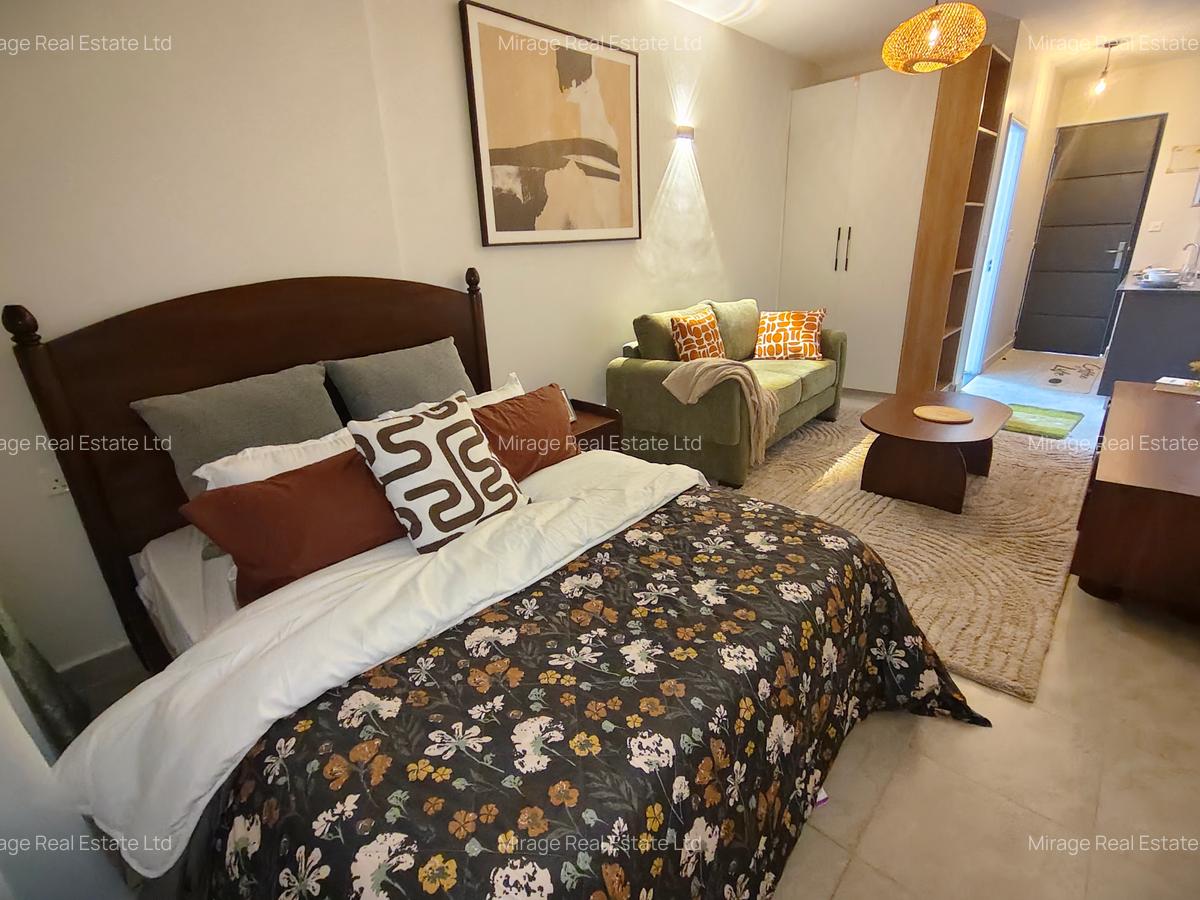 Studio Apartment with Swimming Pool in Kitisuru - 4