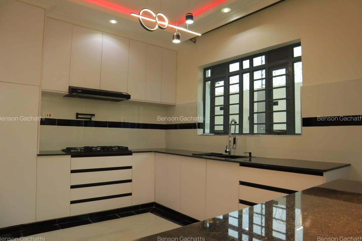 3 Bed House with En Suite at Kenol Muranga - 14