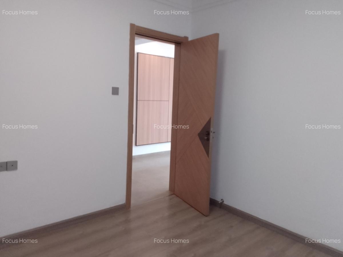 2 Bed Apartment with En Suite in Riverside - 8