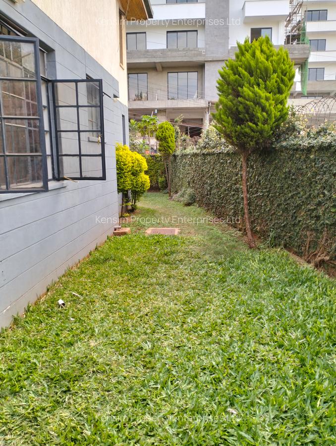 4 Bed Townhouse with En Suite in Kitisuru - 12
