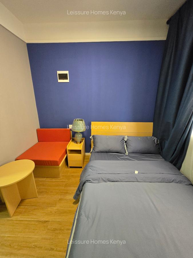 Studio Apartment with Swimming Pool at Wanyee Road - 6