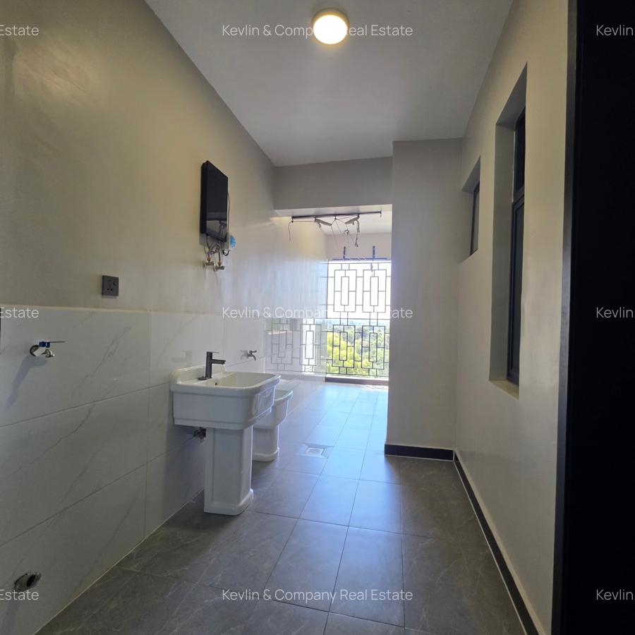 4 Bed Apartment with En Suite in Lavington - 7