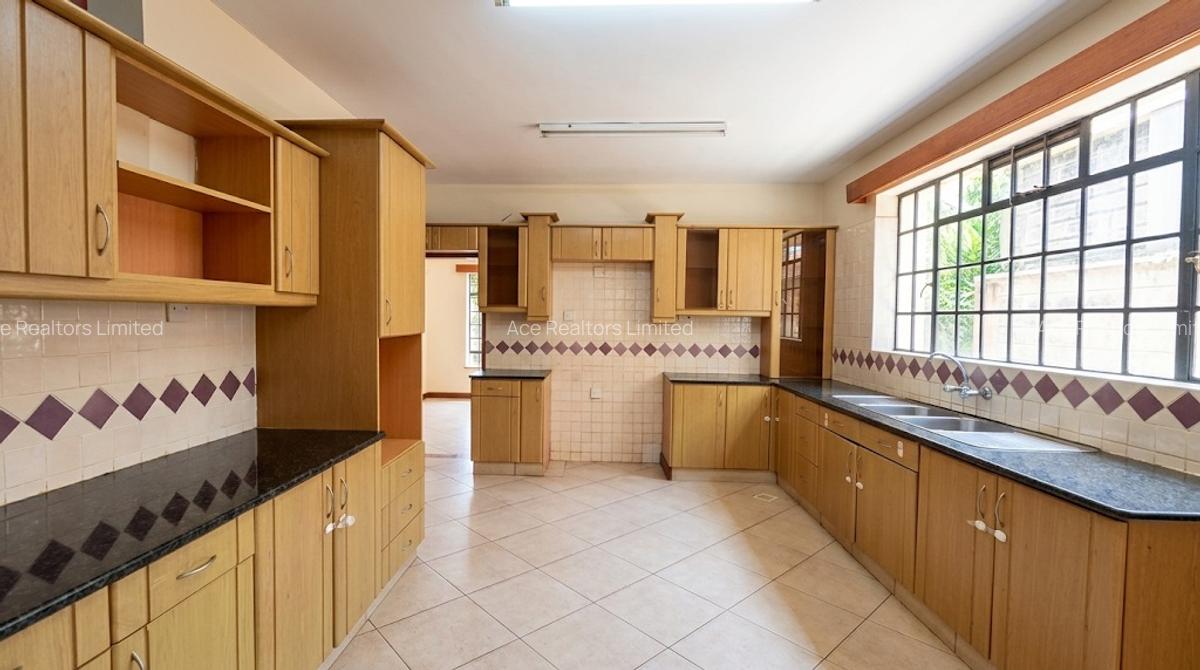 4 Bed Townhouse with En Suite at Shanzu Road - 12