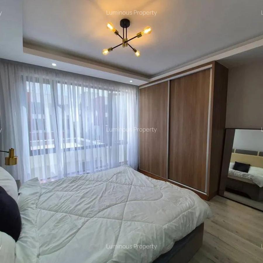 4 Bed House with En Suite at Membley - 11