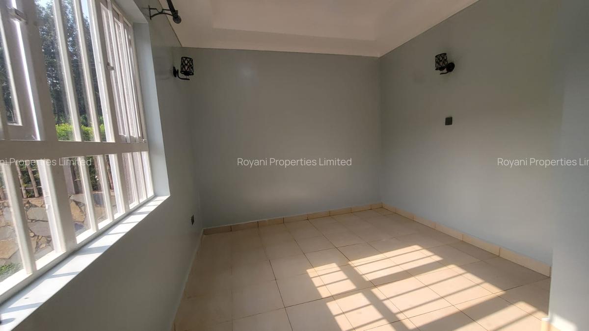 4 Bed House with En Suite in Kiambu Road - 12