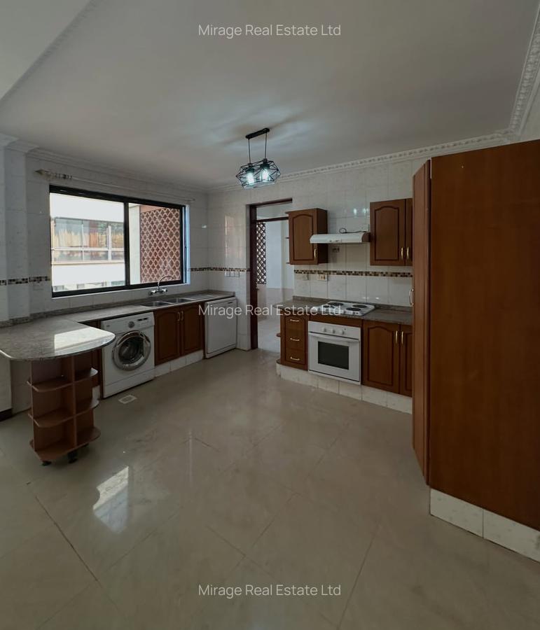 3 Bed Apartment with Swimming Pool in State House - 16