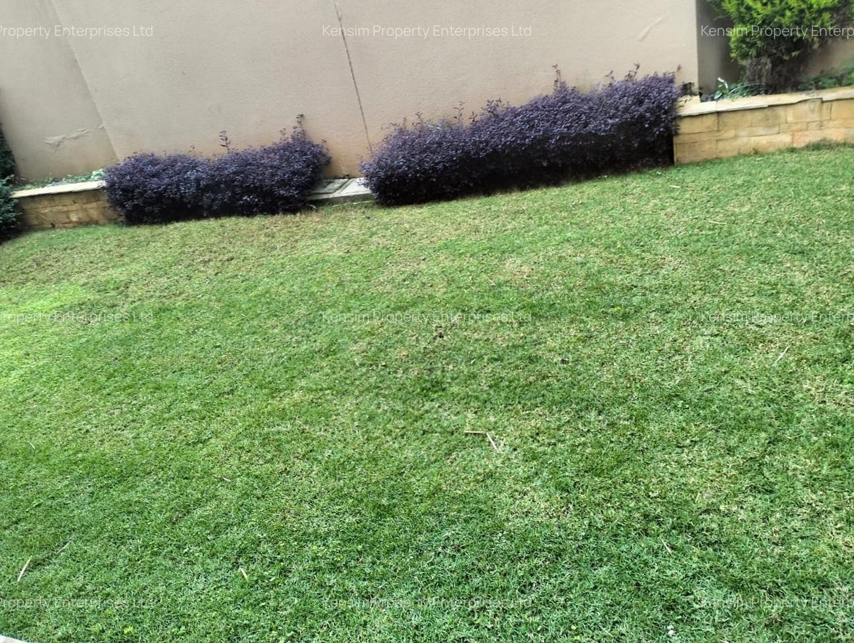 4 Bed Townhouse with En Suite in Lavington - 8