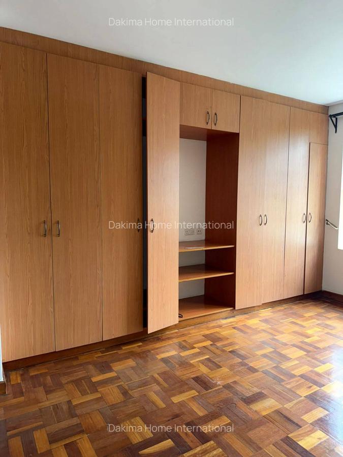 2 Bed Apartment with En Suite in Rhapta Road - 10