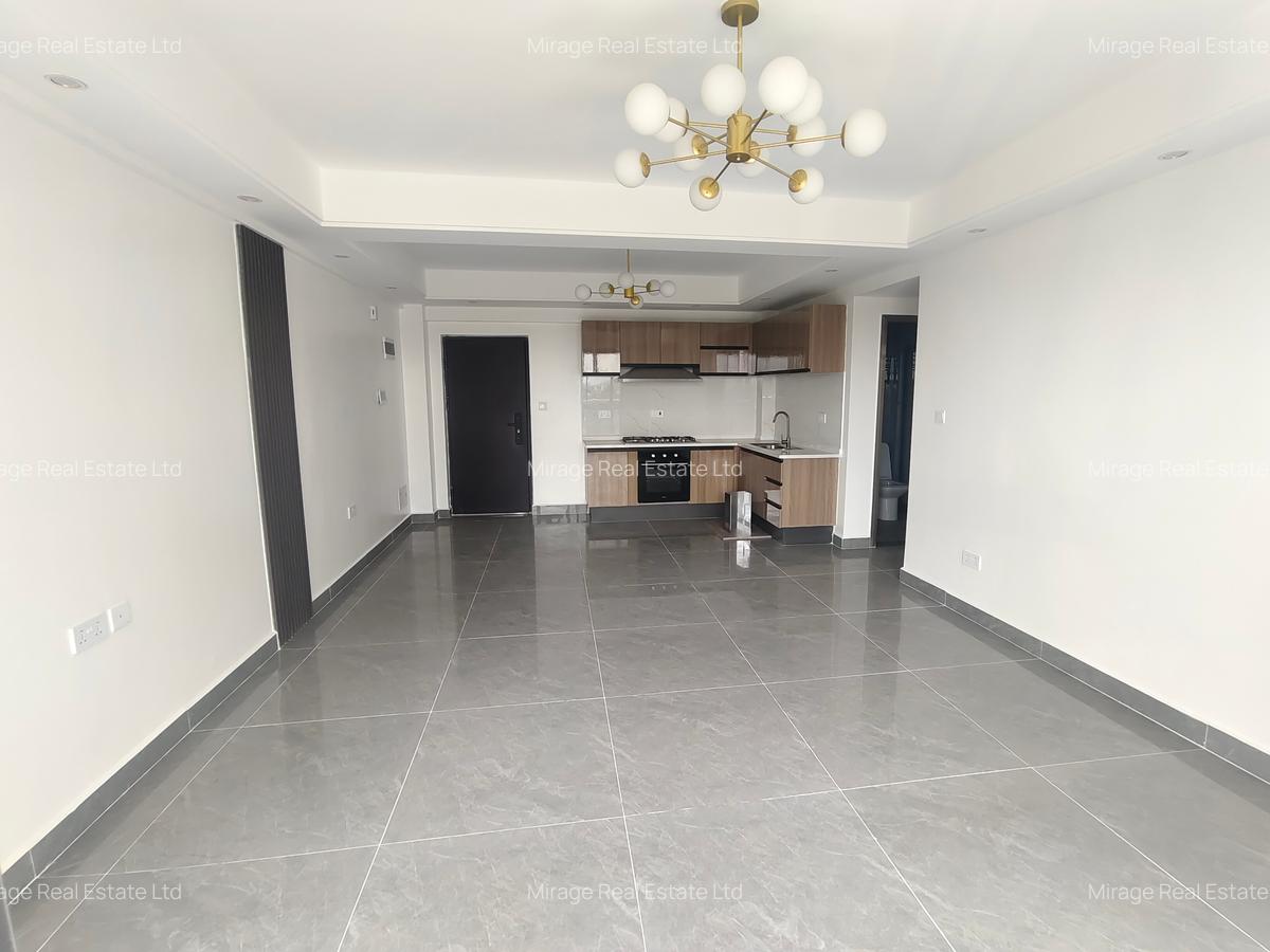 3 Bed Apartment with Gym in Riverside - 13